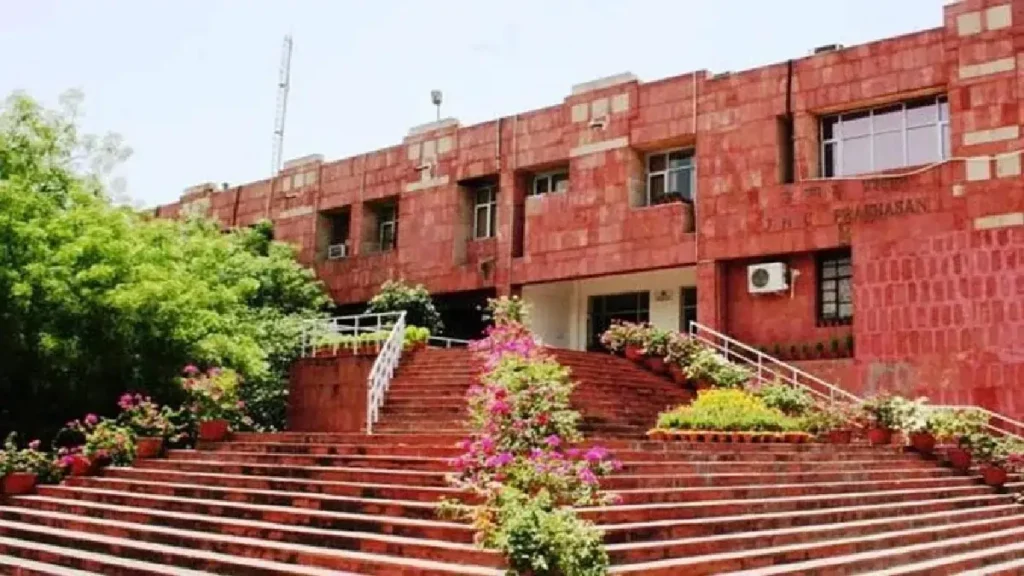 JNU में 'कुलपति' बन गए 'कुलगुरु', भारतीय परंपरा से फिर होगा जुड़ाव