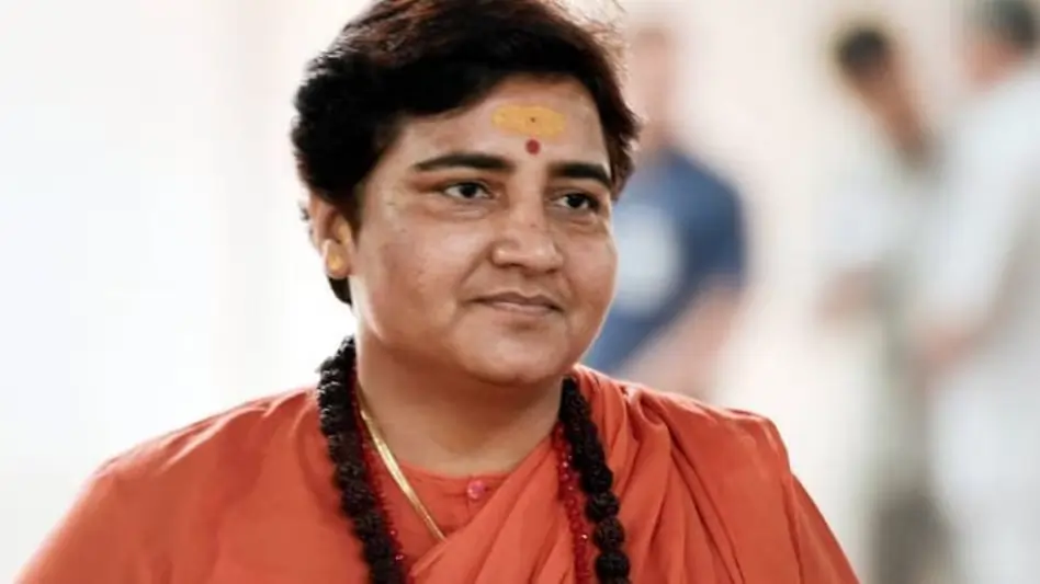 मालेगांव ब्लास्ट में साध्वी समेत सातों आरोपी, भावुक प्रज्ञा बोली- मुझे अपने ही देश में आतंकवादी...