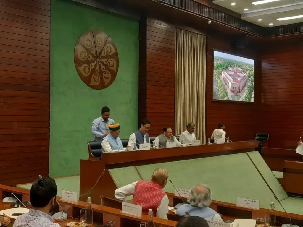 संसद का मानसून सत्र कल से शुरू, उठेंगे ऑपरेशन सिंदूर जैसे अहम मुद्दे