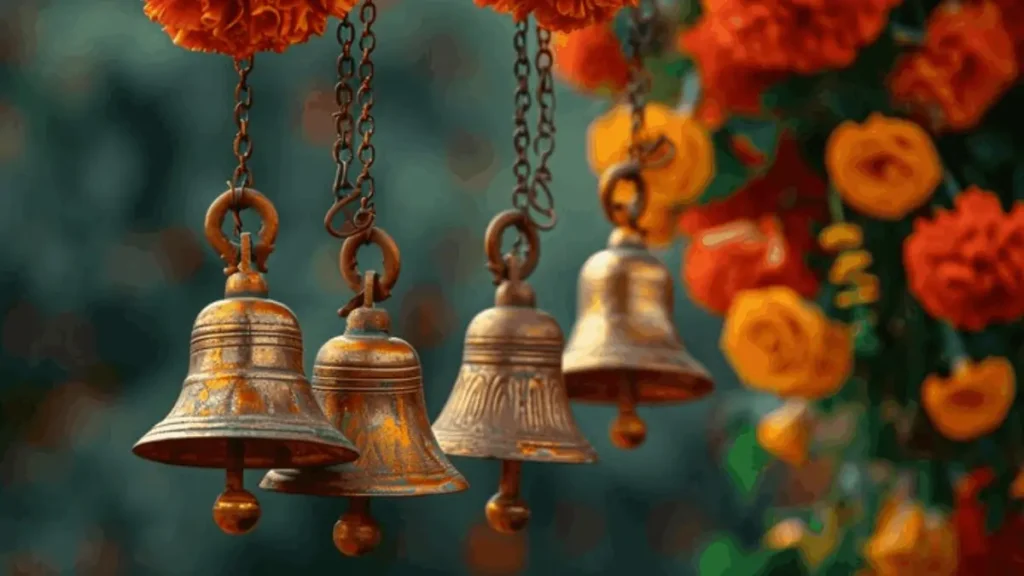 ज्योतिष ज्ञान में सीखें ज्योतिष: जानें मंदिर में रोज जाना क्यों है जरूरी