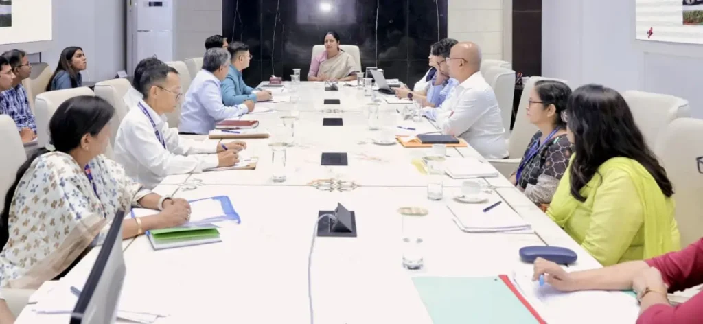 दिल्ली में हर माह खुलेंगे 100 आयुष्मान आरोग्य मंदिर, मिलेगी आधुनिक चिकित्सा व्यवस्था