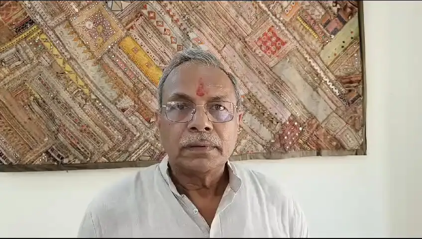 "आई लव मोहम्मद" विवाद पर VHP का हमला: डॉ. सुरेन्द्र बोले- हिंसा से पूरी मानवता पीड़ित