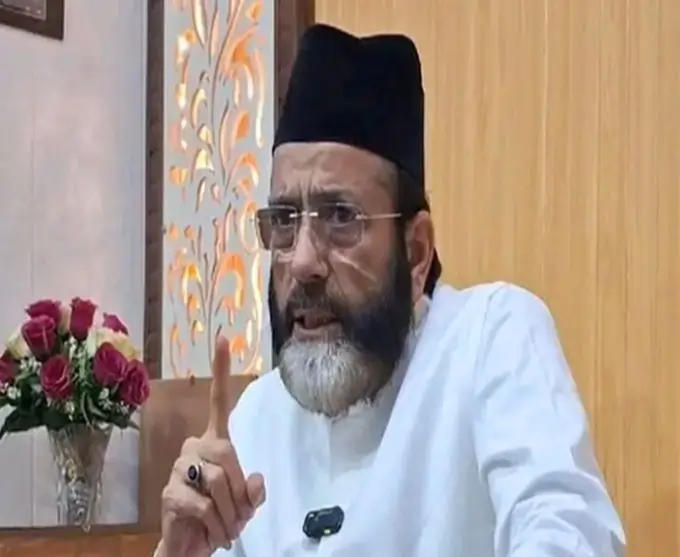 बरेली में ‘आई लव मोहम्मद’ के लिए नमाज के बाद हुआ बवाल, पुलिस ने किया लाठीचार्ज
