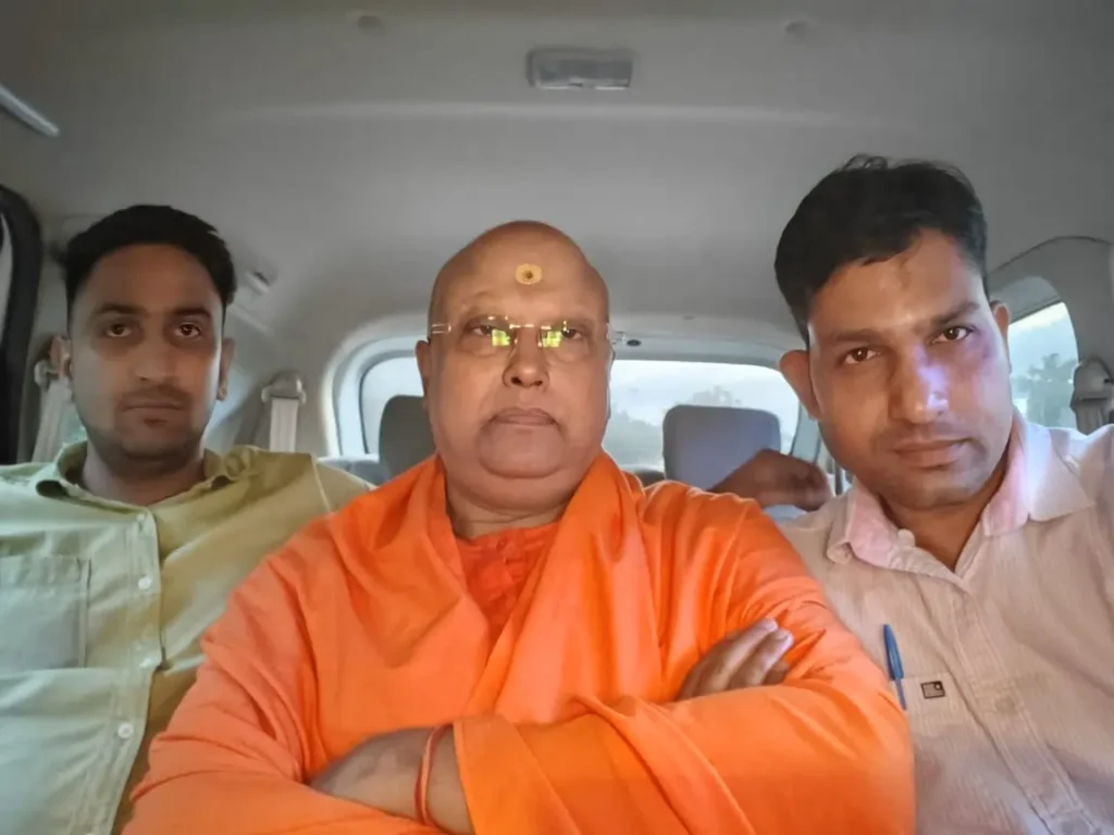 श्री शारदा इंस्टीट्यूट यौन उत्पीड़न का मामले का सच: आरोपी बाबा पार्थ सारथी गिरफ्तार