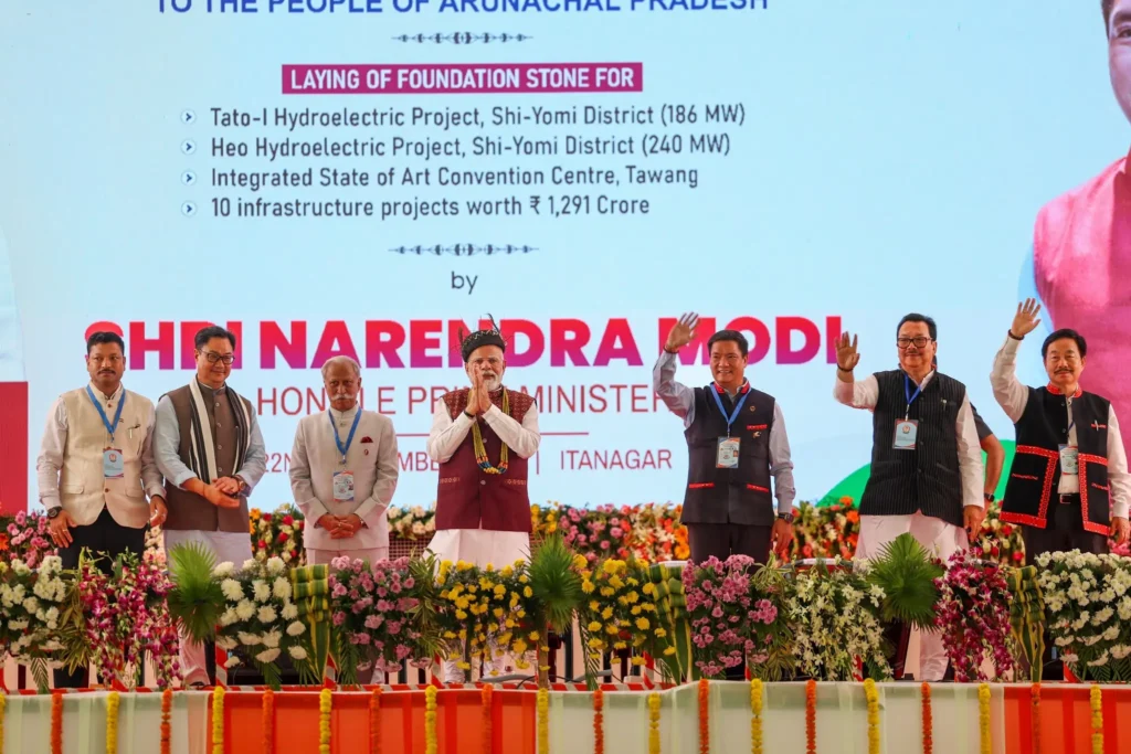 नवरात्र पर पीएम मोदी का अरुणाचल को 5100 करोड़ का तोहफ़ा, कांग्रेस पर साधा निशाना
