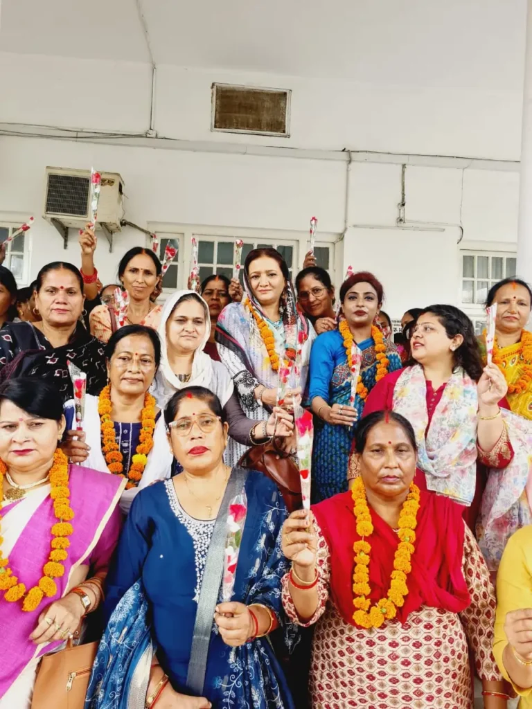महिला कांग्रेस का 41वां स्थापना दिवस: यूपी में नारी सम्मान समारोह हुई आयोजित