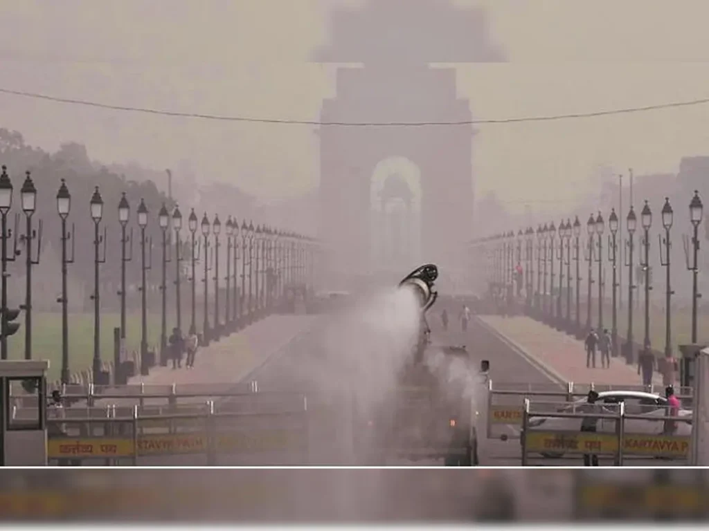 दिल्ली में दमघोंटू दिवाली: दुनिया का सबसे प्रदूषित शहर बना