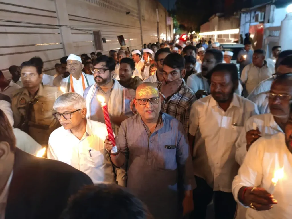 हरिओम वाल्मीकि न्याय के लिए कांग्रेस का कैंडल मार्च