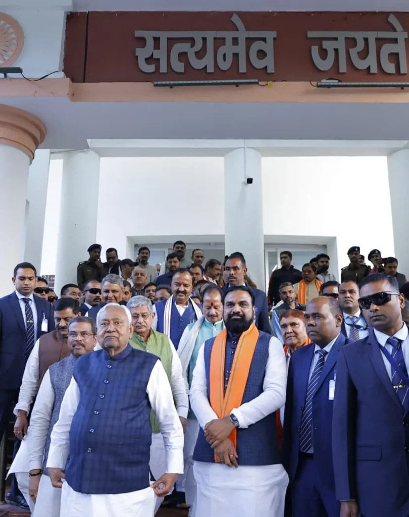 नीतीश कुमार फिर चुने गए JDU विधायक दल के नेता