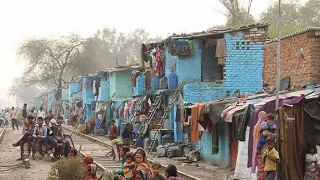 यूपी में घुसपैठियों पर एक्शन, हर मंडल में होगा डिटेंशन सेंटर