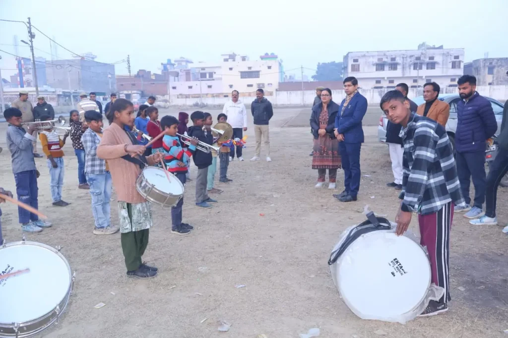 भीख मांगने वाले संभल के 30 बच्चे रचेंगे इतिहास, लखनऊ परेड में दिखेगा हुनर 