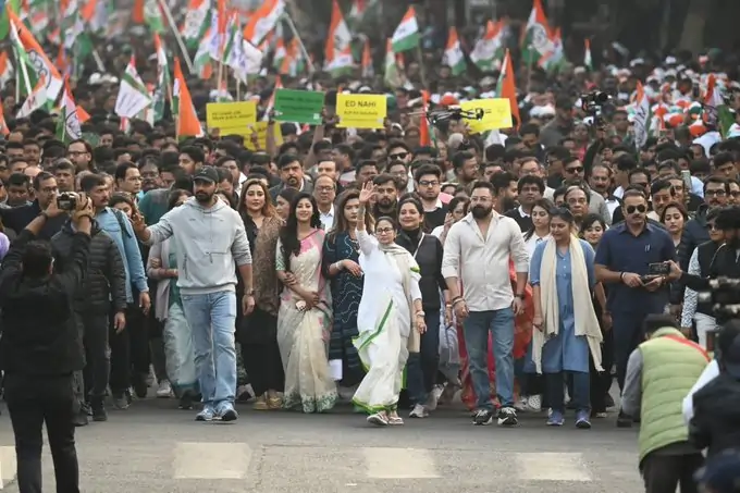 I-PAC पर ED रेड के बाद ममता बनर्जी की अमित शाह को कड़ी चेतावनी