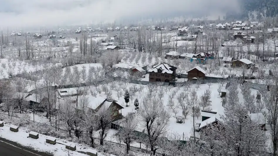 कश्मीर घाटी में चिल्लई कलां का कहर, तापमान शून्य से नीचे
