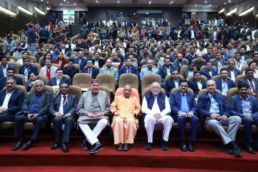 यूपी में मिशन विलेज से अब ग्लोबल होगा यूपी का शहद