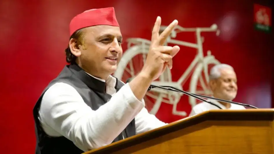 Akhilesh Yadav का तंज: ‘भ्रष्ट मॉडल’ पर घिरी सरकार