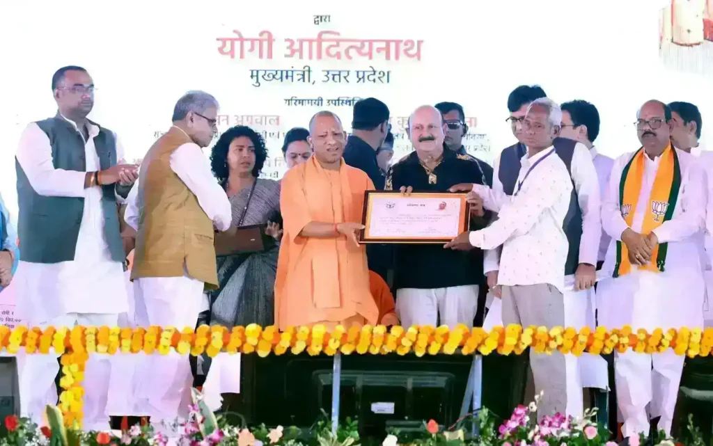 सीएम डैशबोर्ड रैंकिंग में हमीरपुर ने मारी बाज़ी