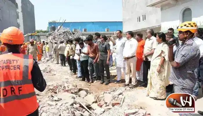 दिल्ली: बिल्डिंग ढहने पर एमसीडी की बड़ी कार्रवाई, दो अधिकारी सस्पेंड