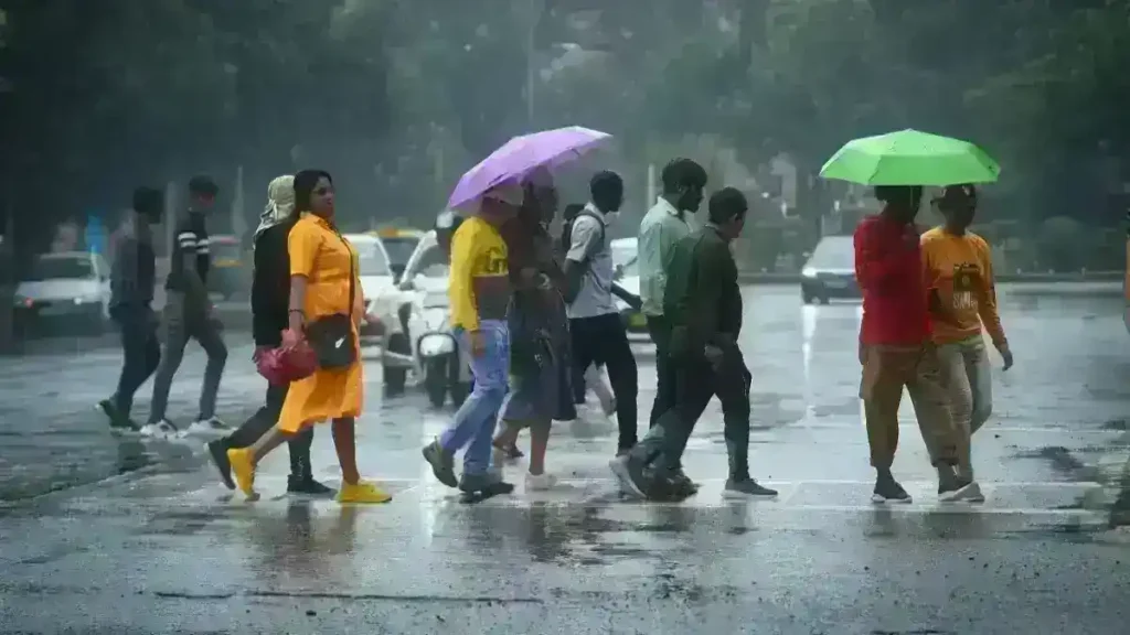 आंधी, बारिश और ओले: मौसम विभाग ने जारी की चेतावनी