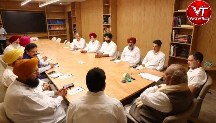 पंजाब चुनाव को लेकर राहुल-खरगे की बैठक 2 पंजाब चुनाव को लेकर राहुल-खरगे की बैठक
